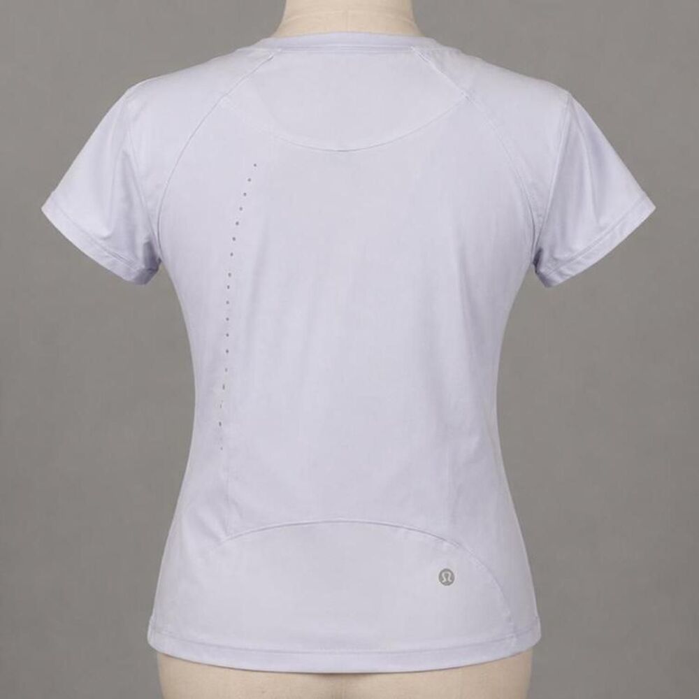 Lululemon Women's Purple T-shirt